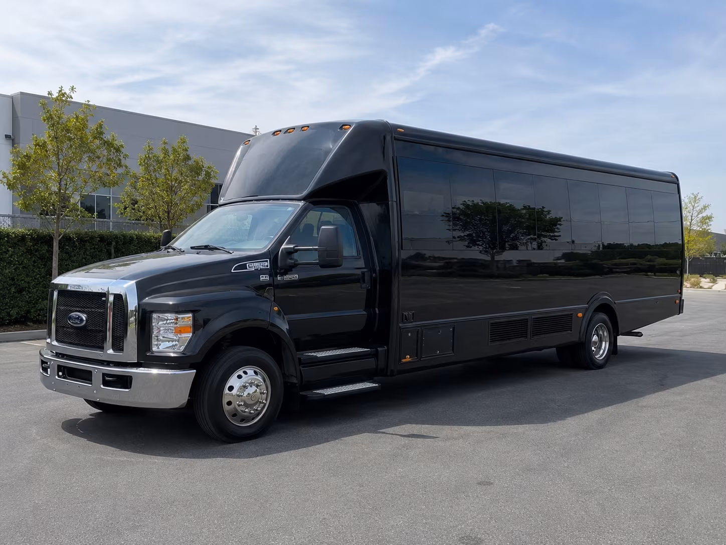 bachelorette party buses and bridal party transportation in honolulu