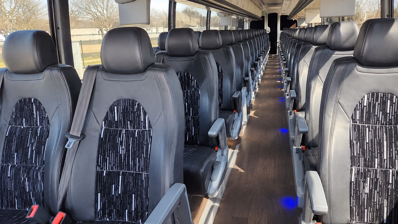 compare bus rentals in honolulu with one online quote