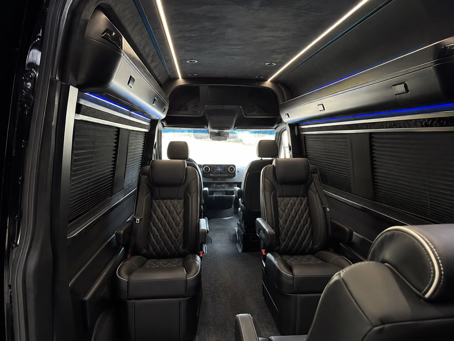 honolulu long distance transportation onboard seating
